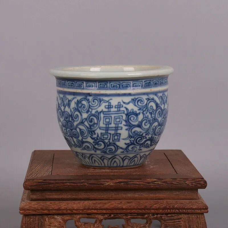 

Chinese ancient antique hand make Blue and white Xi character Small cylinder