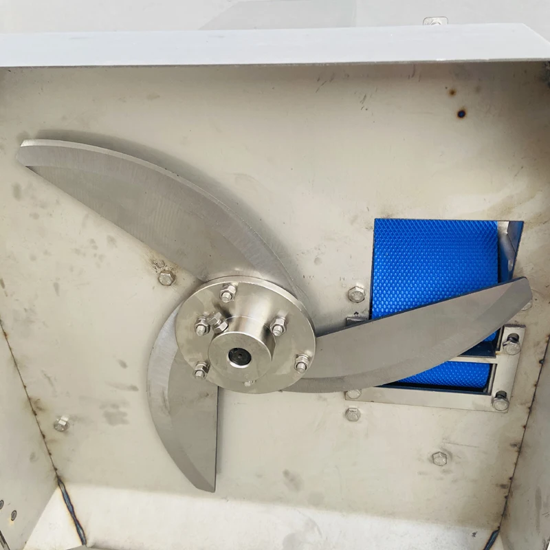 Cuchillos de pepino, pimiento rojo fresco, hojas de espinaca, cortador de verduras, máquina cortadora de verduras eléctrica en rodajas, trituradas y en cubitos