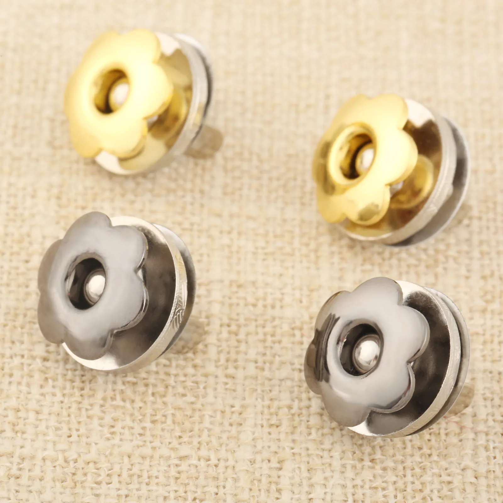 5sets Metal Magnetic Snaps 17mm Flower shape Gold/Black Plum Buckles Flat Buttons Press Decoration for Sewing Clothing Bag Purse