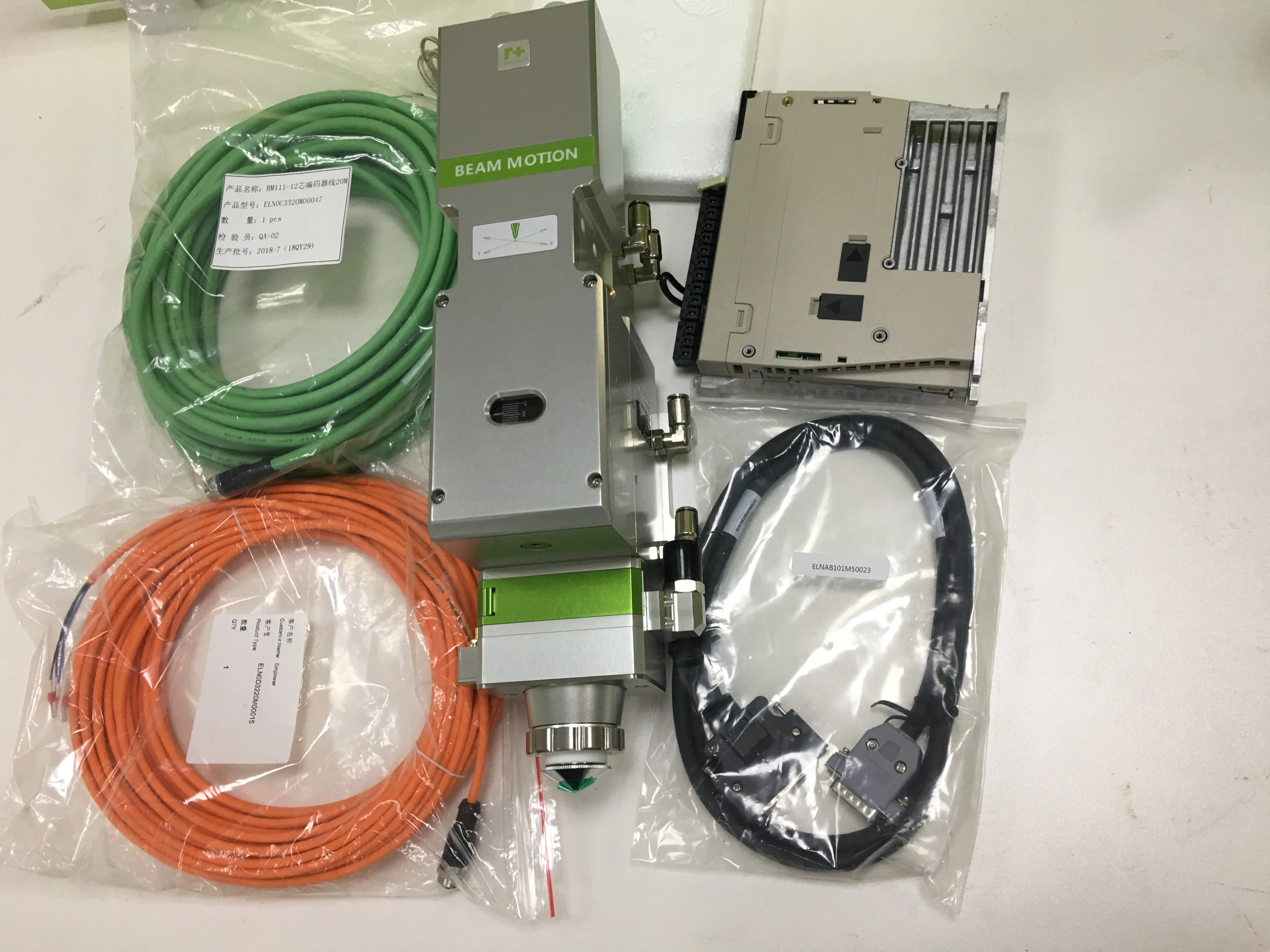 Raytools BM111 1500W-3000W Auto Focusเลเซอร์หัวตัดสำหรับCncเครื่องตัดไฟเบอร์เลเซอร์