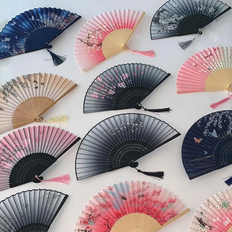 1Pc Vintage Silk Folding Fan Retro Chinese Japanese Bamboo Folding Fan Tassel Dance Hand Fan Home Decoration Ornament Craft Gift