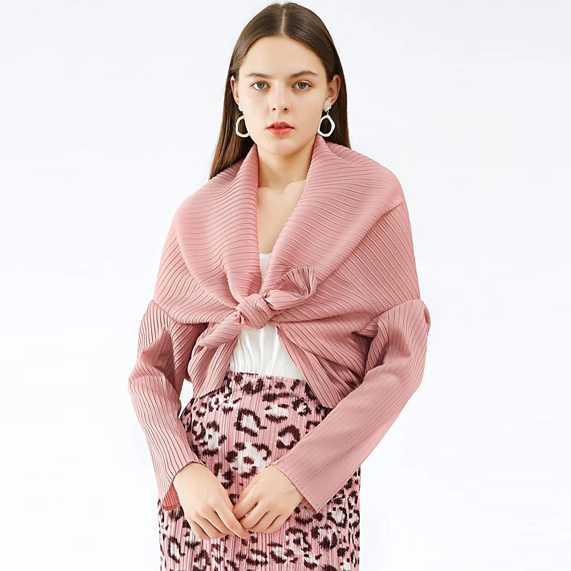 

2021 spring new short casual jacket fashion Korean style solid tops miyake pleated elegant thin basic bottomingTees for women