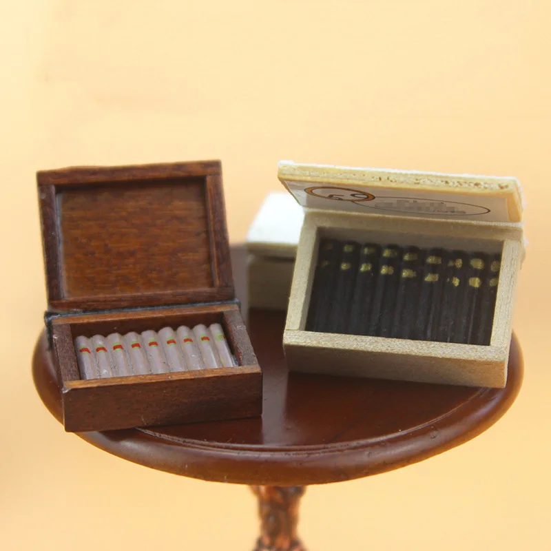 1/12 Dollhouse Miniature Accessories Mini Wooden Cigar Case Simulation Cigarette Case Model Toys for Doll House Decoration