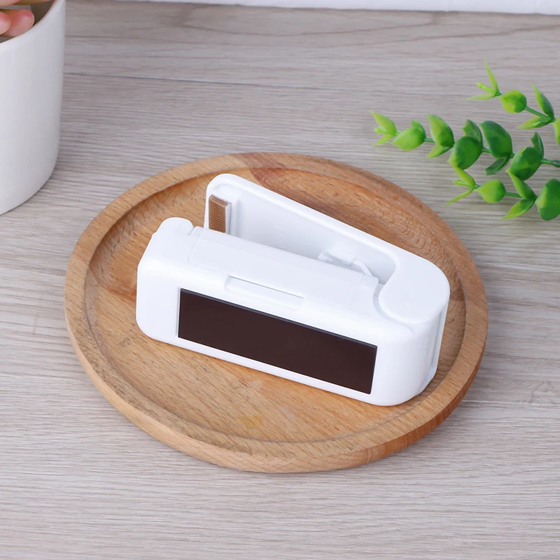 1pc Mini Portable Sealer Machine Handheld Food Snacks Packaging Vacuum Plastic Bag Heat vacuum sealer Closing Capper
