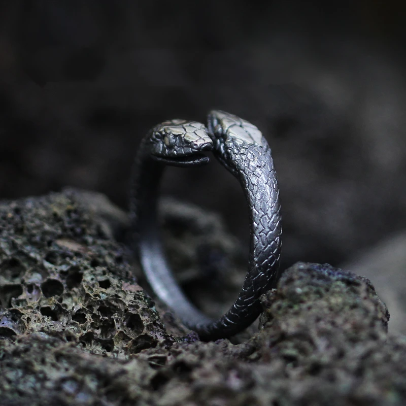 

EYHIMD Gothic Stainless Steel Two Gothic Snake RingWomen Adjustable Jewelry