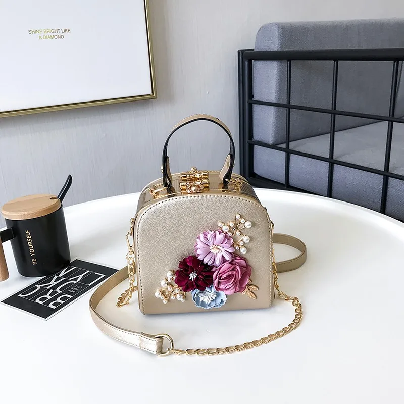 2024 Metal Clip Small Square Bag New Fashion Dinner Flower Shoulder Diagonal Handbag Bags  Shoulder Bags 822