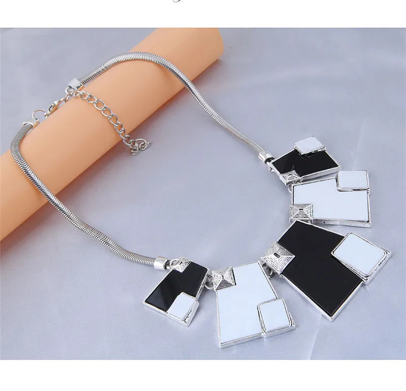 Fotografia 7: Kymyad gargantilha colar para mulheres, de liga geométrica, bijuterias femininos, simples e estiloso de correntes robustas