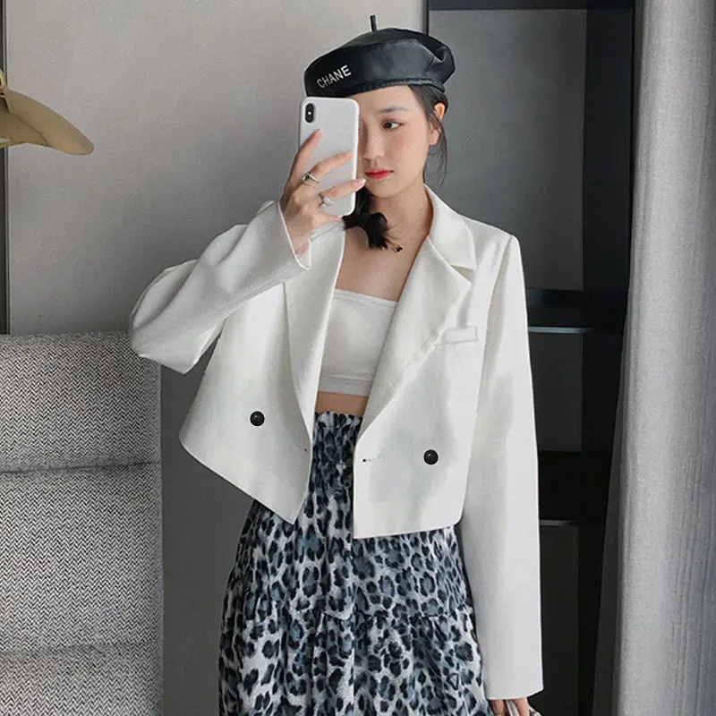 Women Punk Gothic Cropped Blazer with Metal Chain Harajuku Design Streetwear Chic Patchwork Suit Office Lady Commute Short Coat