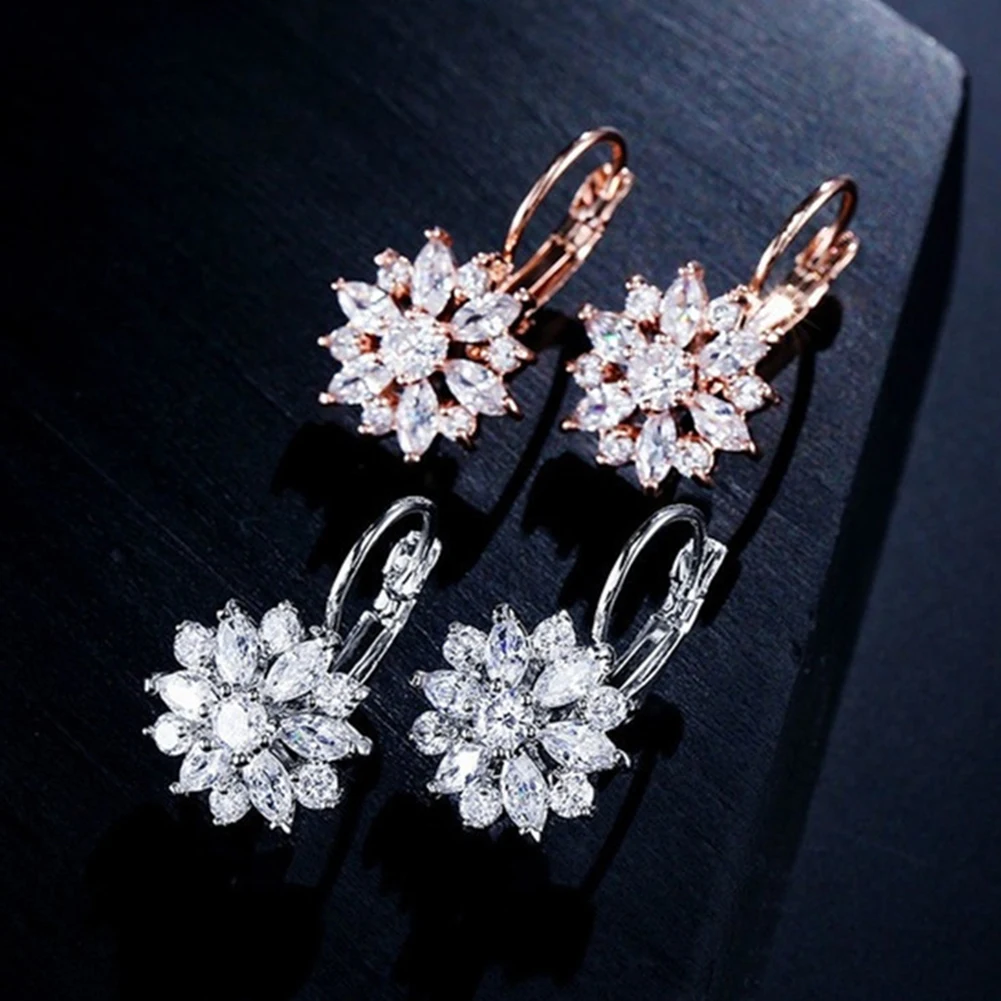 New Fashion Rose Gold Color Stud Earring for Women Flower Zircon Simple Handmade Jewelry Prevent Allergy