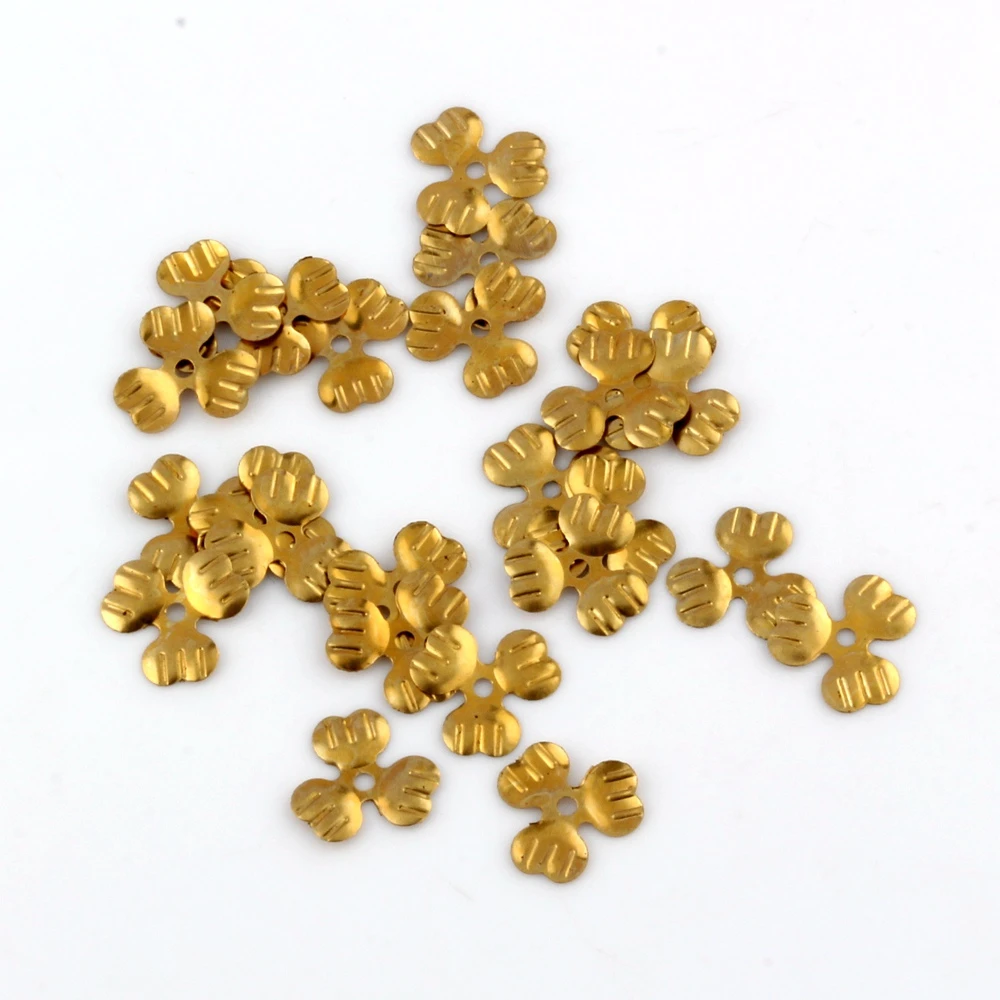 

200Pcs Natural Brass 3 Petals Flower Beads Cap 10mm DIY Jewelry (a0677)