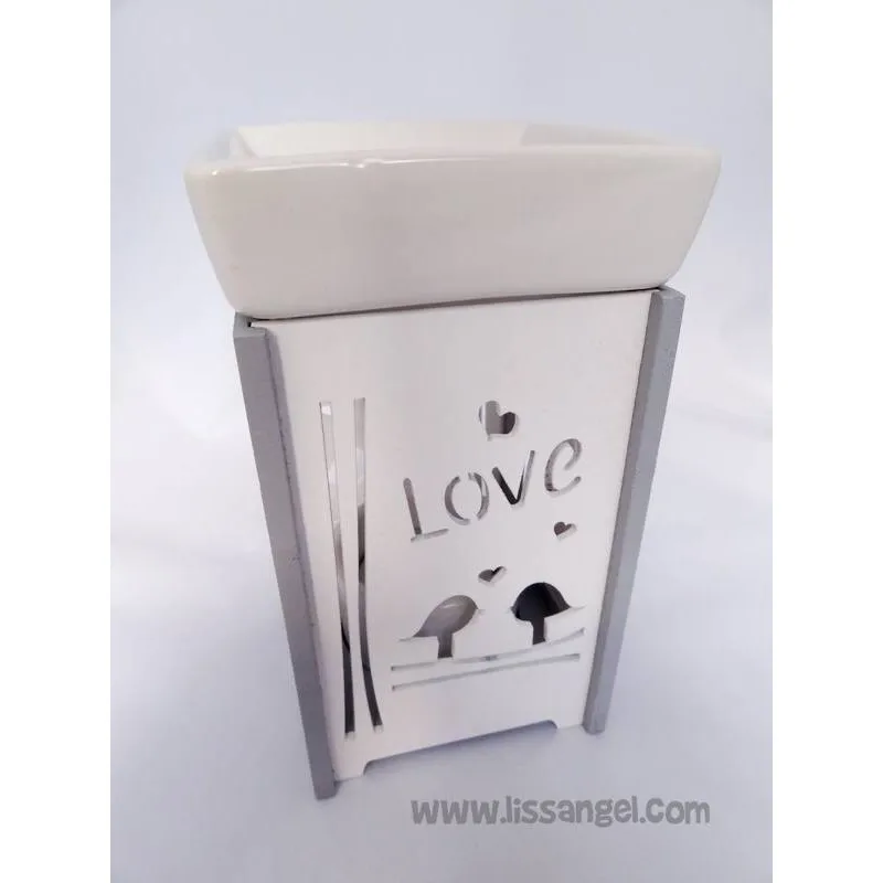 Oil Burner for Essential oil and fragrance made of wood and ceramic with Birds in Love design