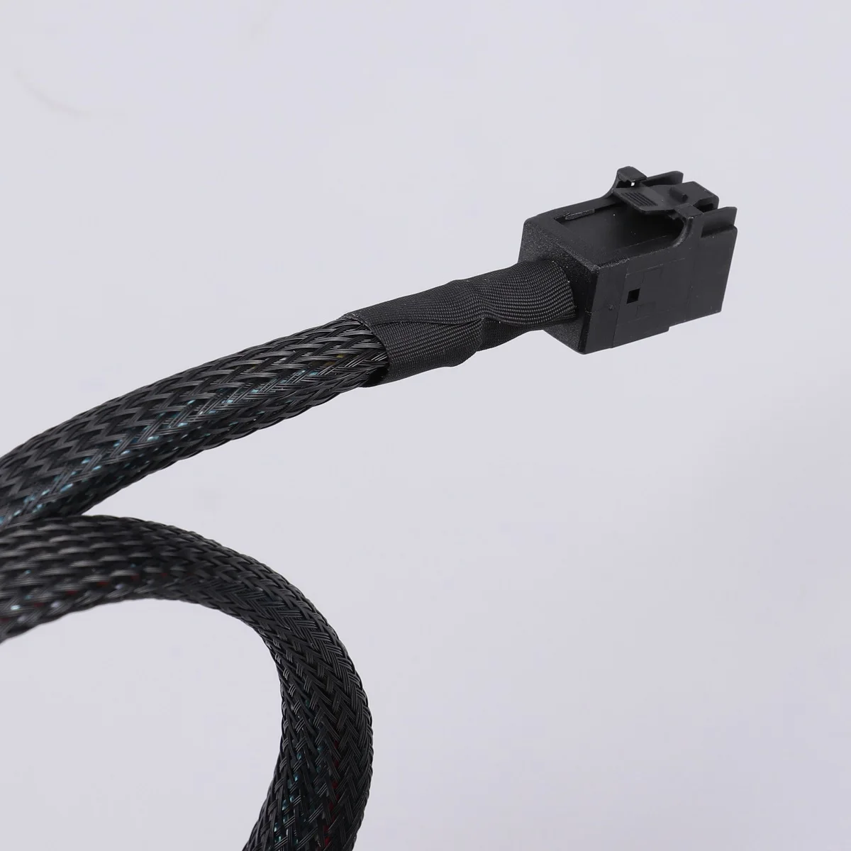 كابل بيانات الخادم الداخلي MINI SAS 8643 إلى SFF 8087 HD 0.5M/1M Mini-sas HD SFF-8643 كابل غارة القرص الصلب لخادم البيانات