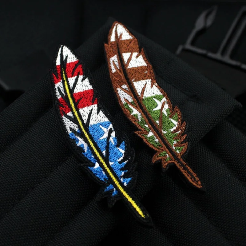 Colorful US Flag Feather Embroidery Patch Magic Tactical Emblem Appliques Embroidered Badges for Clothing Hat Jacket Decoration