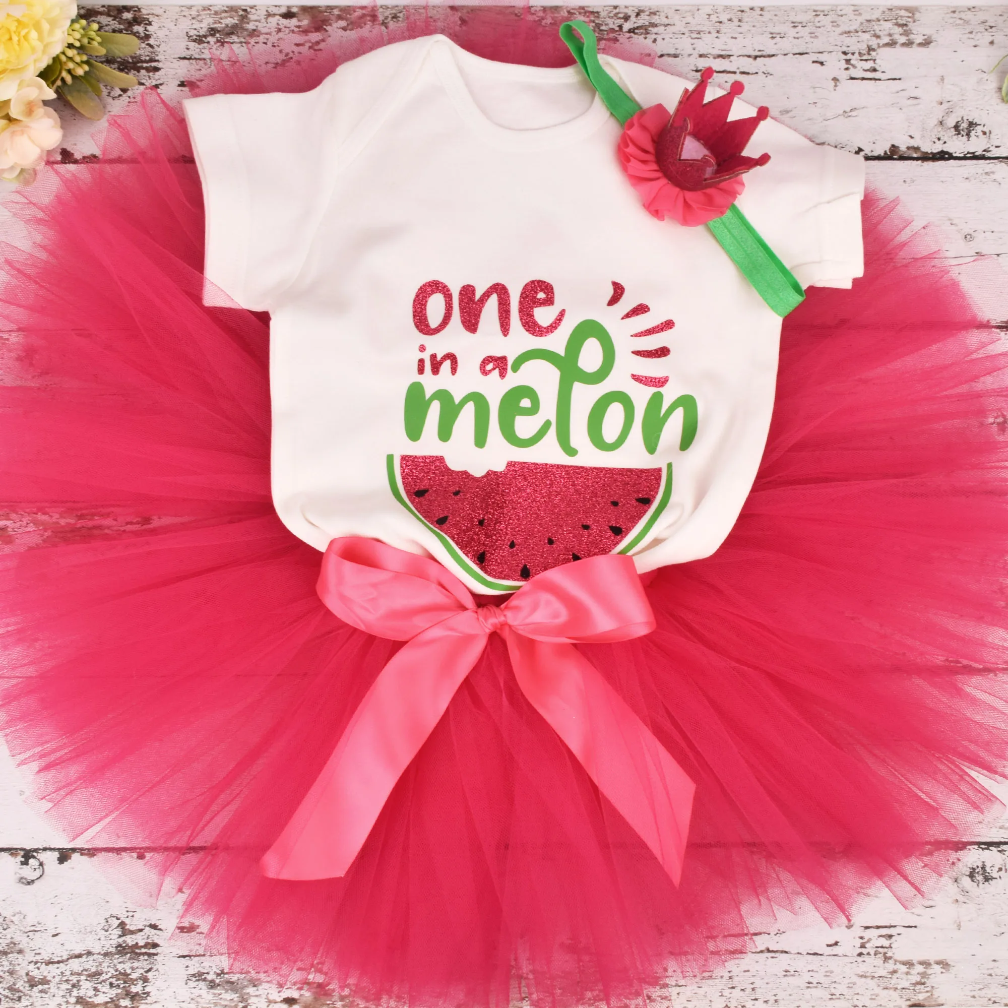 

Baby Girl Watermelon Birthday Tutu outfit One a Melon 1st Birthday Party costume Toddler Photo Props Cake Smash with Headband