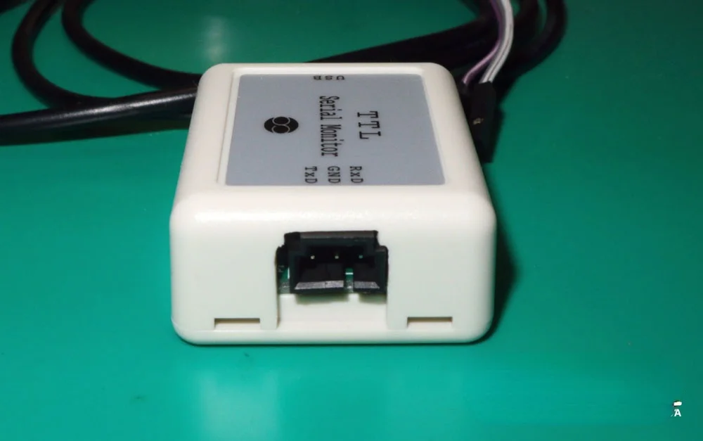 TTL مستوى UART المستمع المنفذ التسلسلي ، ومراقبة ، وتصحيح الأخطاء وتسجيل الاتصالات التسلسلية