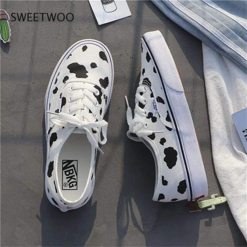 Cow Print Cute Women Sneakers Black White Canvas Shoes 2021 New Platform Flat Lace Up Tennis Shoes Casual Wild
