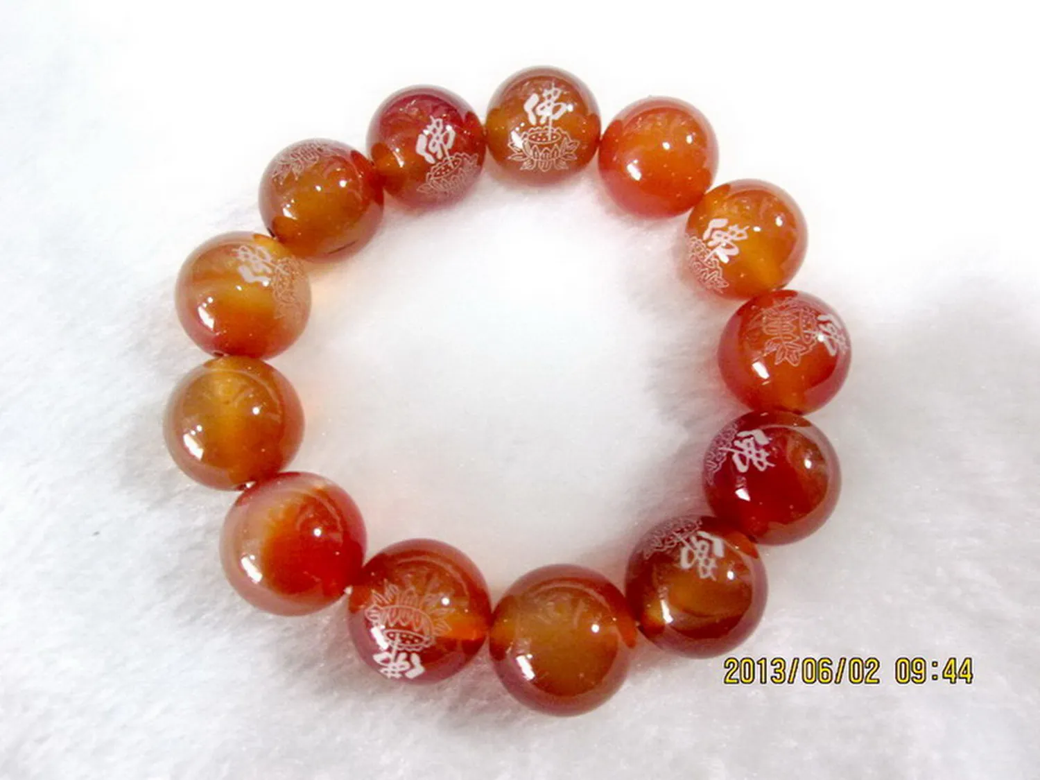 

Men's Jewelry 10mm-18mm Natural Red Agate Louts Beads Bracelet