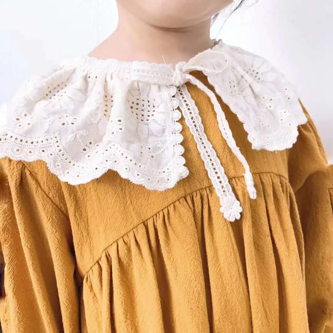 Lace Kids Bibs Shawl Cotton Collar Kids Neckwear for Girls All Match Hollow Out Children Girls Scarf Accessories 3-8Y