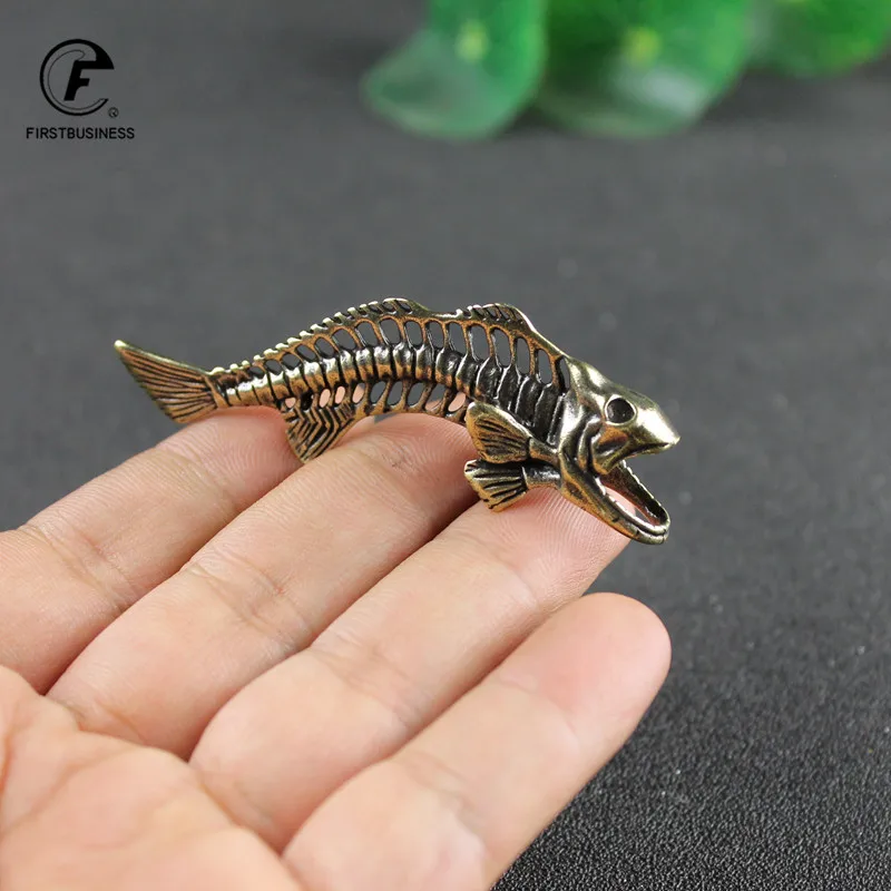 Brass Fish Figurines Miniatures Keychains Fish Bone Desktop Ornament Craft Simulation Tea Pet Home Decoration Accessory