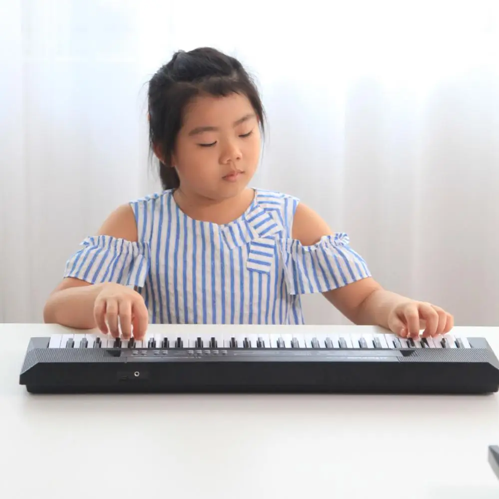 61 Keys Electronic Keyboard Piano Electric Digital Music Key Board with Microphone for Children Gift Musical Enlightenment