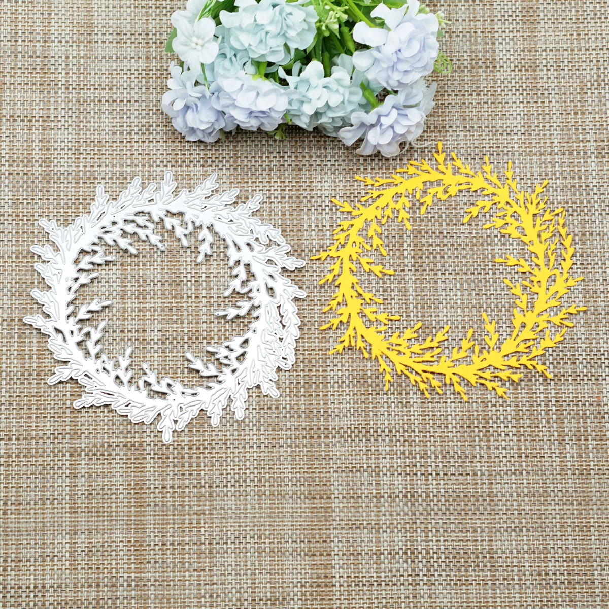 Large Size Plant Vine Wreath Circle Frame Pattern Cutting Die For Scrapbooking Clip Art Photo Decorating Metal Cutter Stencil