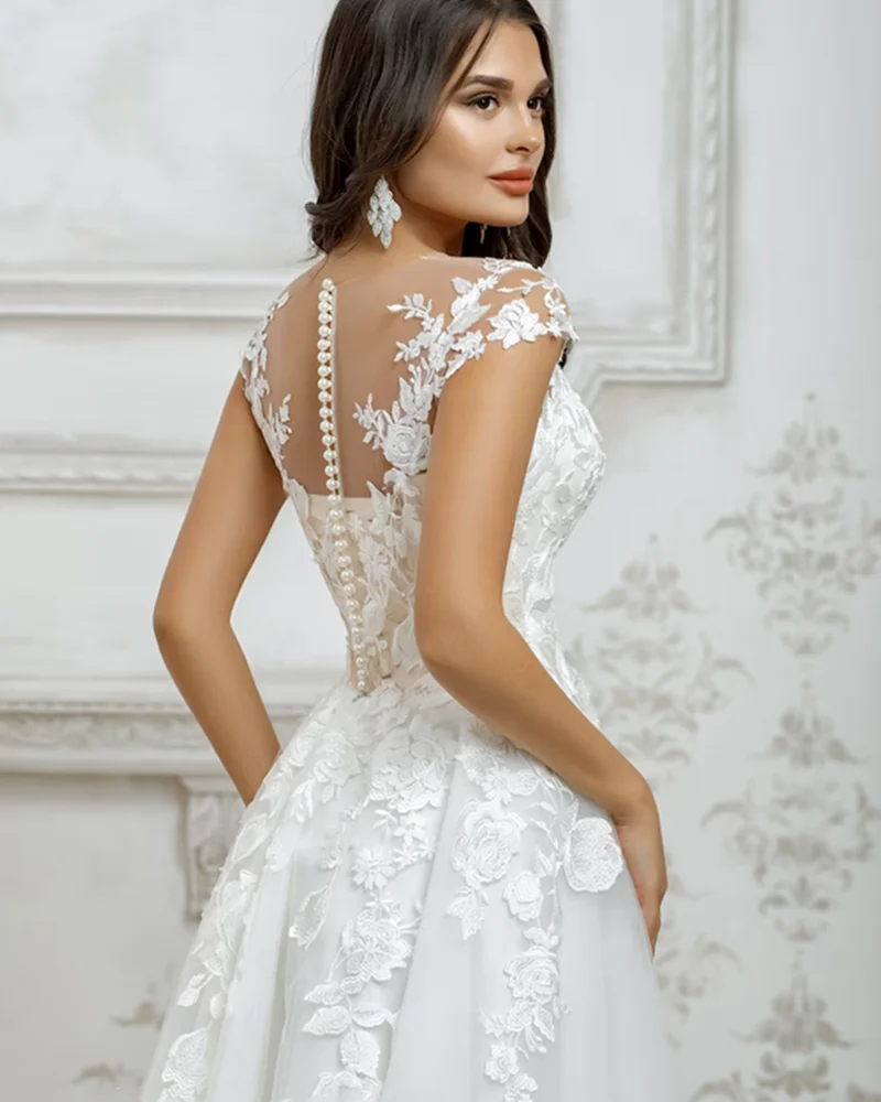 LoveDress-Vestido De novia corto con cuello en V, traje elegante De princesa con Apliques De encaje, tul con botones, 2023