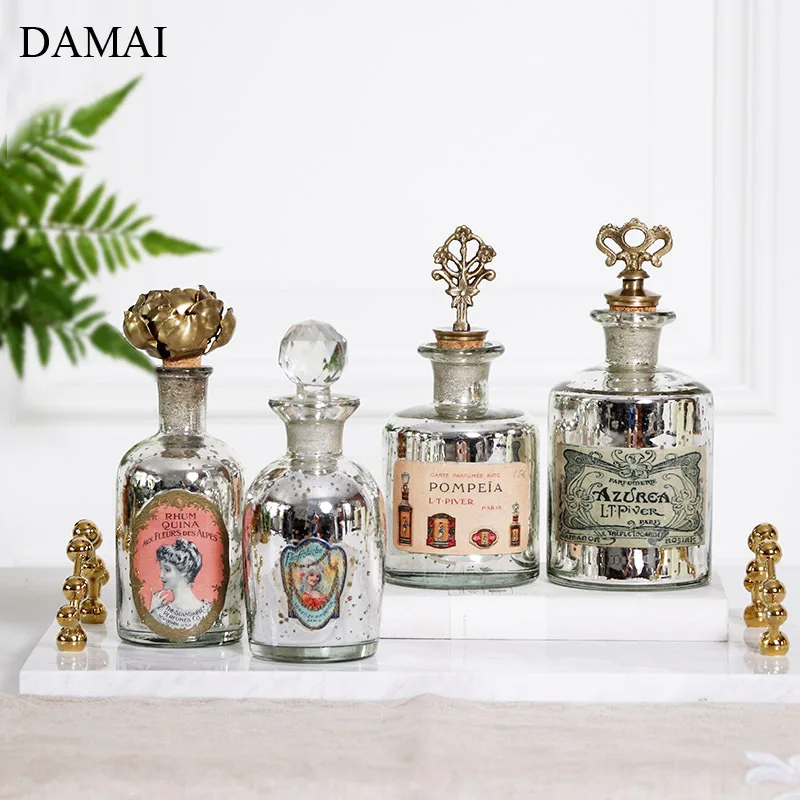 

European Glass Storage Jars with Lid Retro Decorative Perfume Container Creativity Desktop Organizer Tank Home Decoration Modern