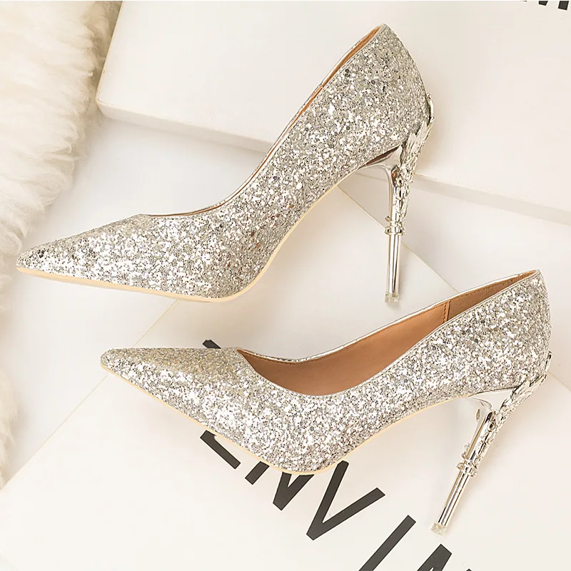 Fashion Metal Carved Heel Shallow Women Pumps 2025 Sequined Cloth Pointy Toe High Heels Red Gold Silver Wedding Shoes Party Sexy