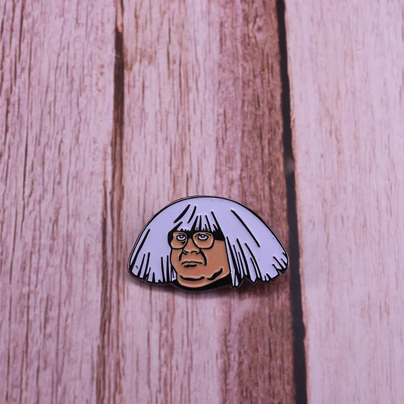 Ongo Gablogian Frank Reynolds Always Sunny Danny DeVito Enamel Pin brooch