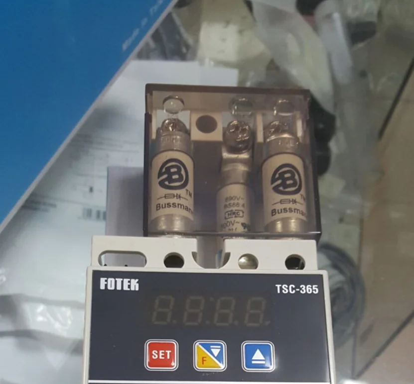 

Taiwan new original FOTEK Power Conditioner TSC-365