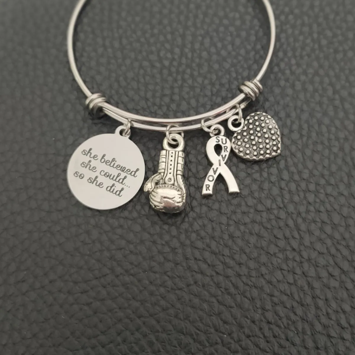 2.5inch Stainless Steel Breast Cancer Awareness Expandable Bangle Fighter Ribbon Inspiration Charms Survivor Bracelet Gift