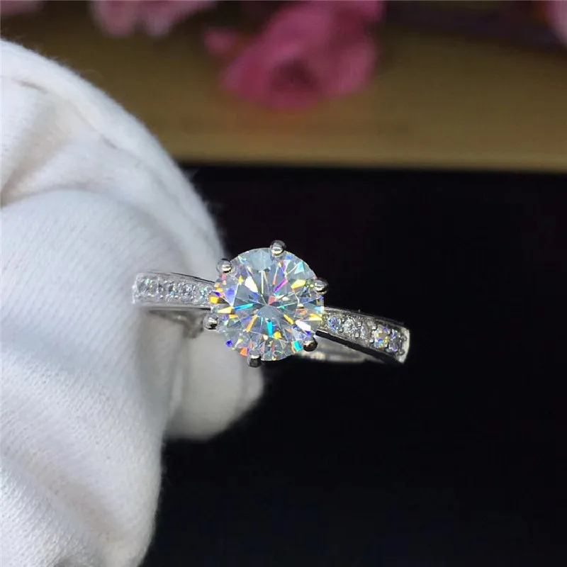 Natural Moissan Diamond D Color VVS1 Clarity 925 Silver Inlaid Moissan Diamond One Carat Ring Free GRA Certificate