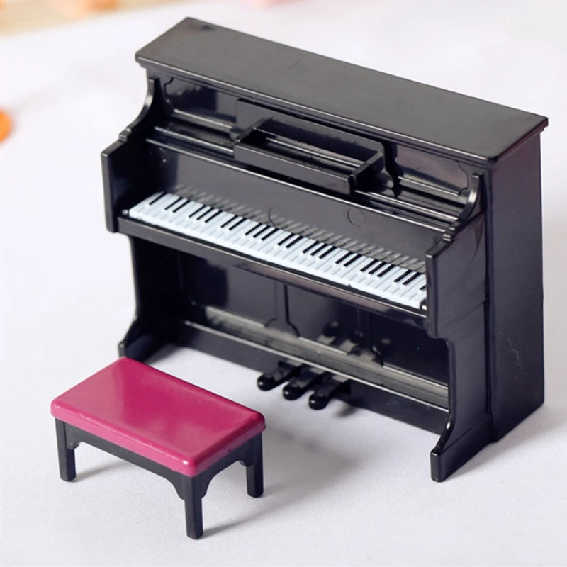 Strumento musicale in bianco e nero pianoforte e panca pianoforte punteggio casa delle bambole in miniatura 1/12 scala giocattolo accessori per la