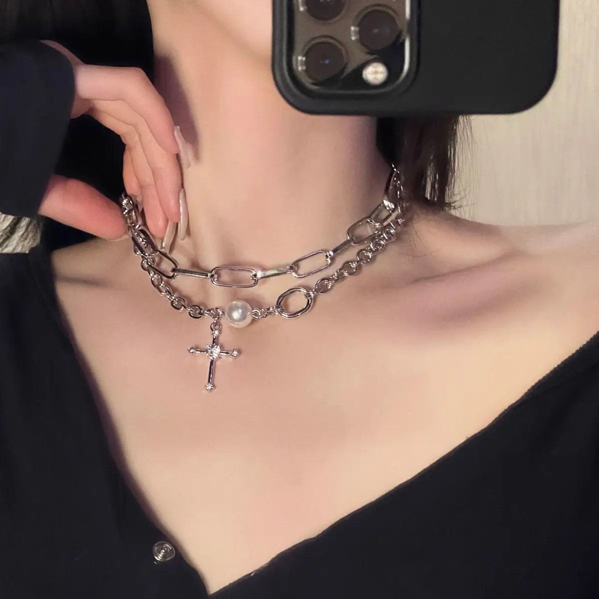 Vintage Goth Aesthetic Double Chain Around The Neck Cross Y2k Necklace for Women Egirl Harajuku Grunge Goblincore Accessories