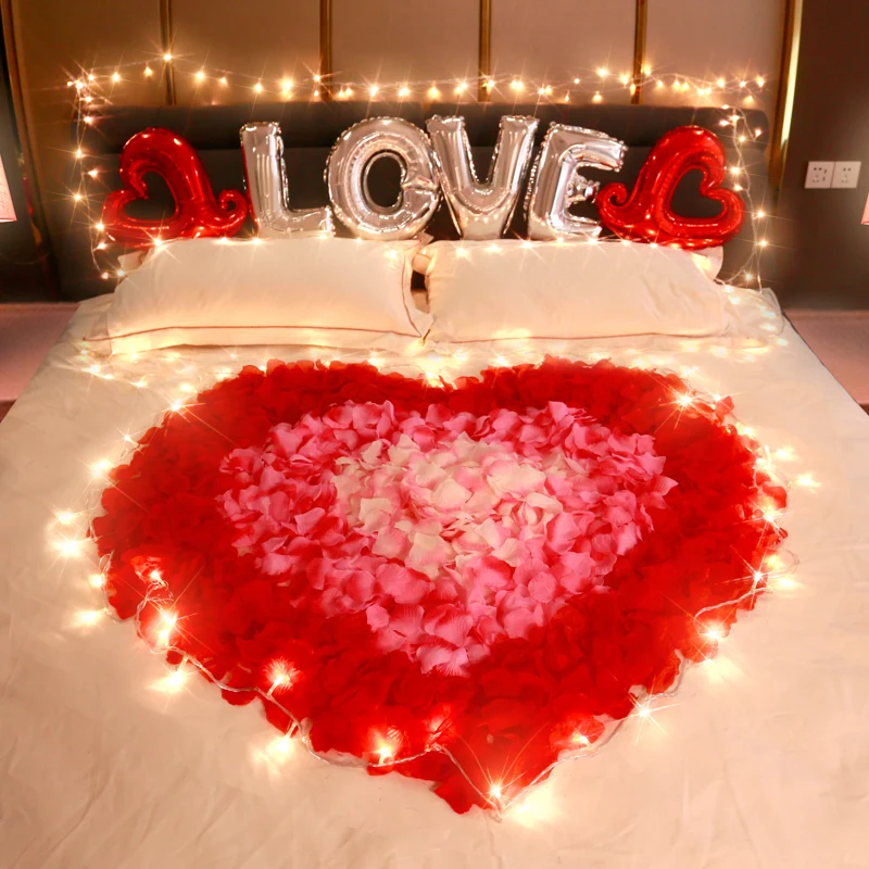 Decoration interior proposal props creative supplies room scene layout romantic petals surprise confession balloon