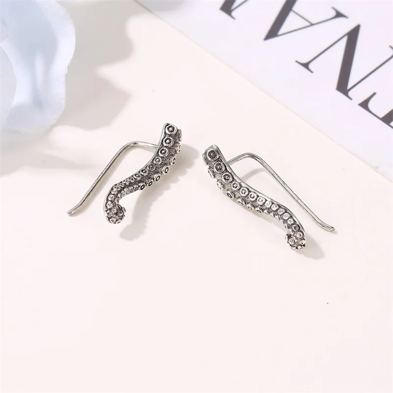 Metallic Retro Curved Octopus Tentacle Copper Silver Plated Ear Cuff Stud Earrings for Women