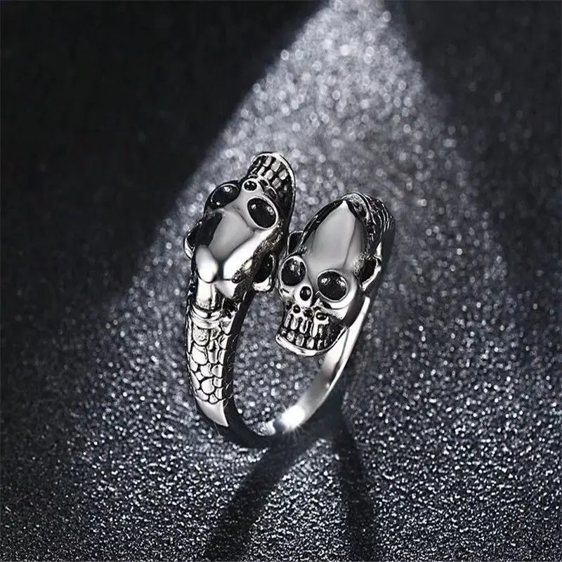 2021 Gothic Stainless Steel Skull Head Rings Man Punk Rock Skeleton Women Ring Punk Rock Party Jewelry Halloween Accessories