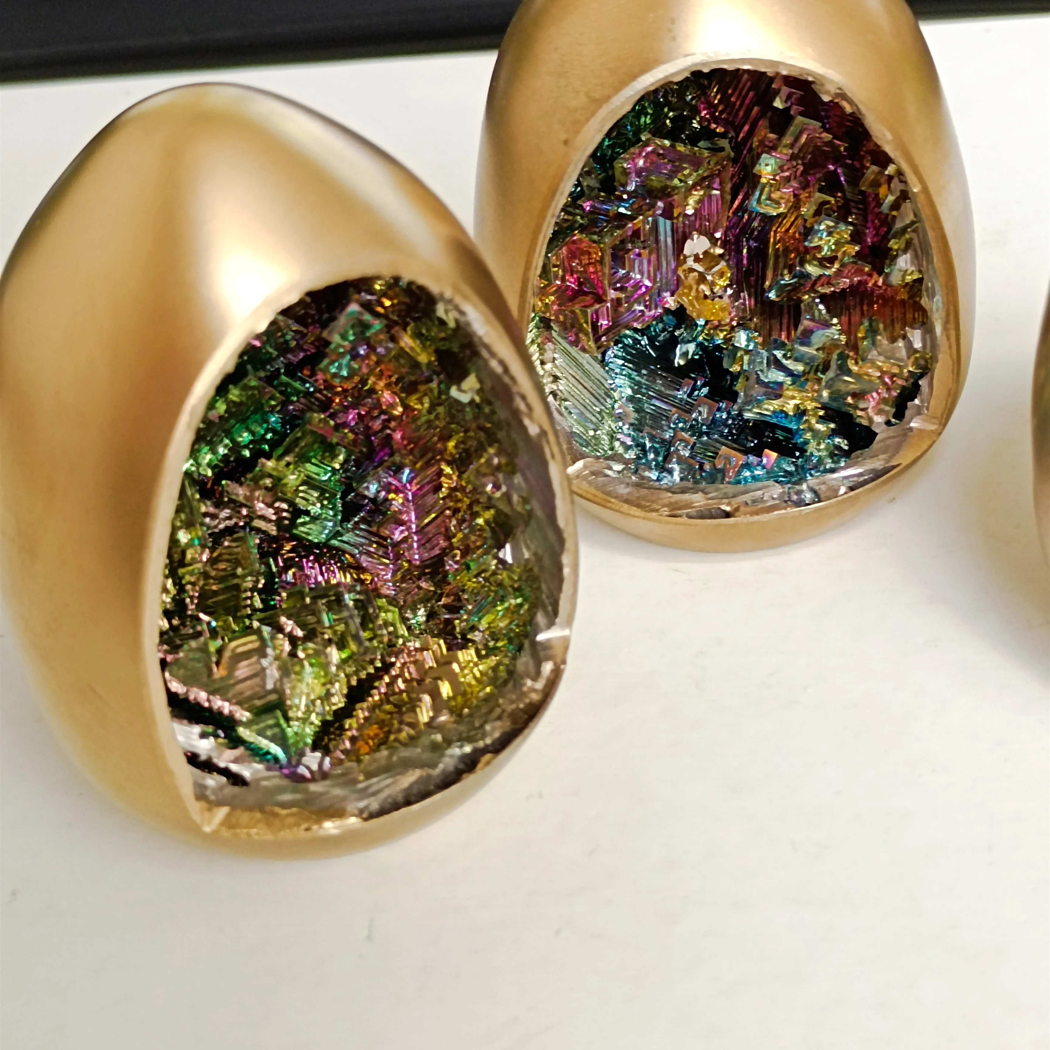 

300-400g 1pc Natural rainbow bismuth ore egg quartz crystal hole mineral specimen Ornaments