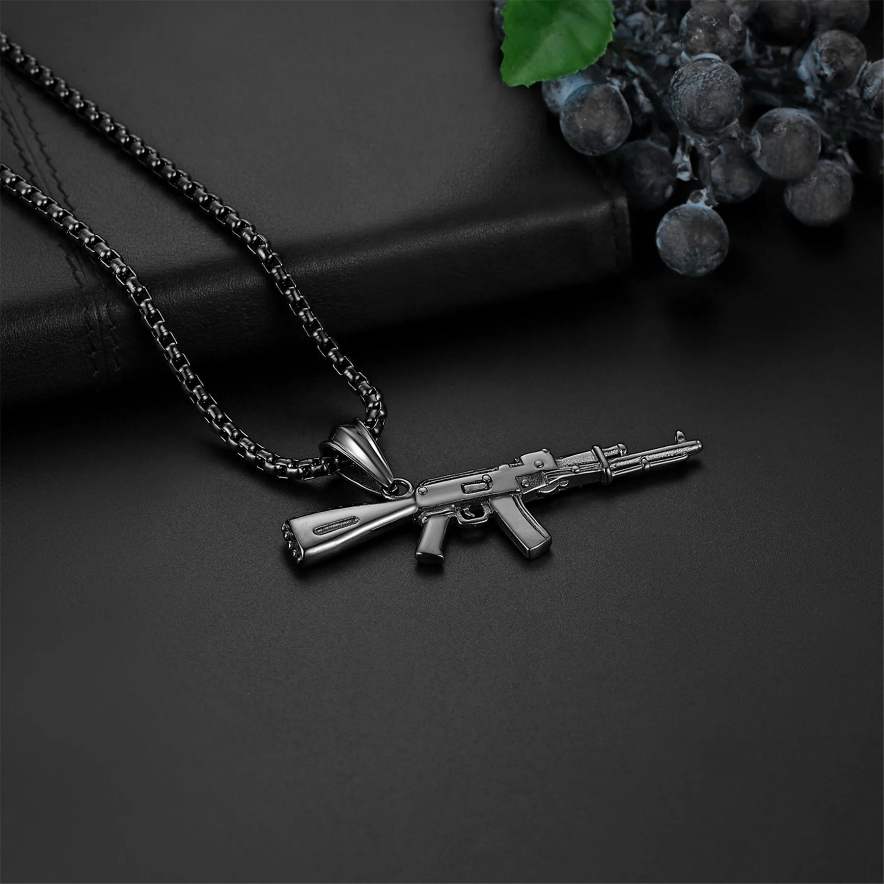 BONISKISS Charm Pistol Gun Shaped Pendant Punk Gun Army Style Chain Necklace For Men corrente masculina Jewelry With Chain 22" view 5