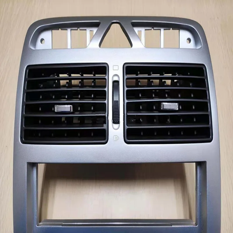 Suitable for Peugeot 307 Central Air Dsit Fascia instrument panel air outlet intermediate air-conditioning air outlet 8231CS