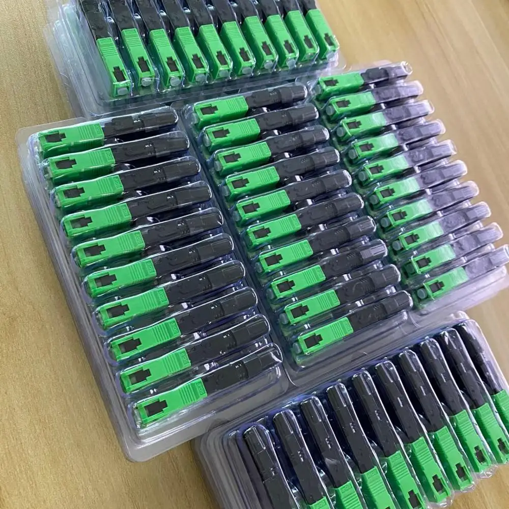 100PCS Embedded SC APC Fiber Optic Fast Connector FTTH Single Mode Fiber Optic SC Quick Connector  Adapter Field Assembly