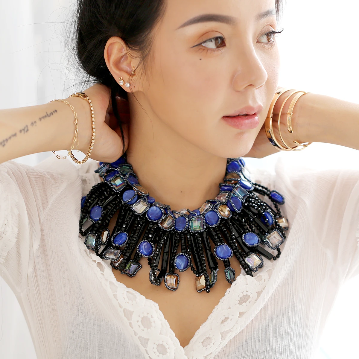 HAHA&TOTO New Arrived Luxury Blue Stones Crystal Beads Strands Necklace Statement Chokers Chunky Bib Necklace for Women Party