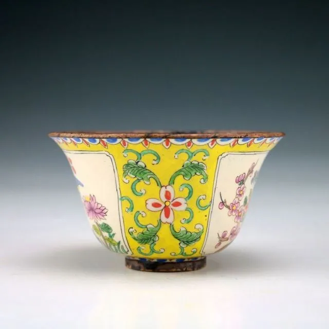 Cloisonne bowl, handmade in ancient times, is exquisite and painted with beautiful flowers and birds