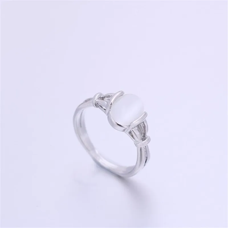 The twilight saga Bella Ring Vampire Girl Cosplay Finger Rings for Cosplay Daily Wear Movie Jewelry