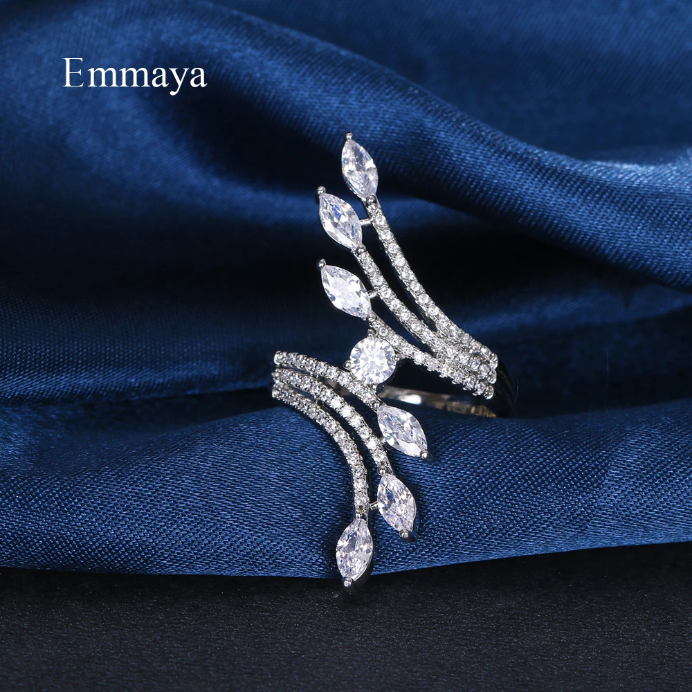 Emmaya New Fashion Personality Design White Color Charming Wings Ring With AAA CZ For Women&Girls Elegant Jewelry Party Dress-up