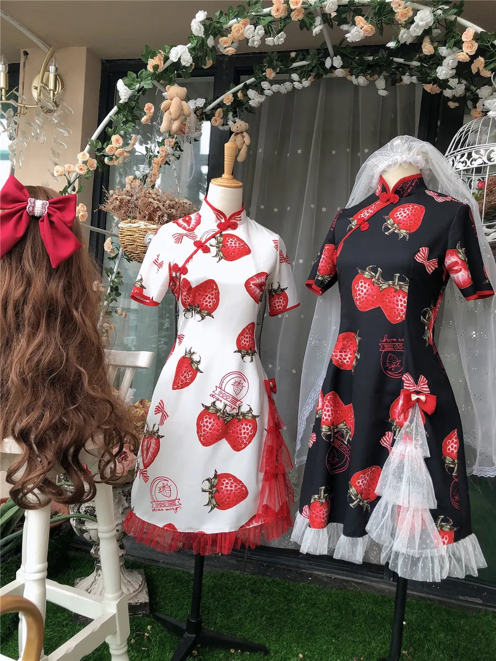 Palace princess sweet lolita dress retro  kawaii girl gothic Lolita Strawberry Cheongsam Summer Lace Waist Lady Gentle Dress