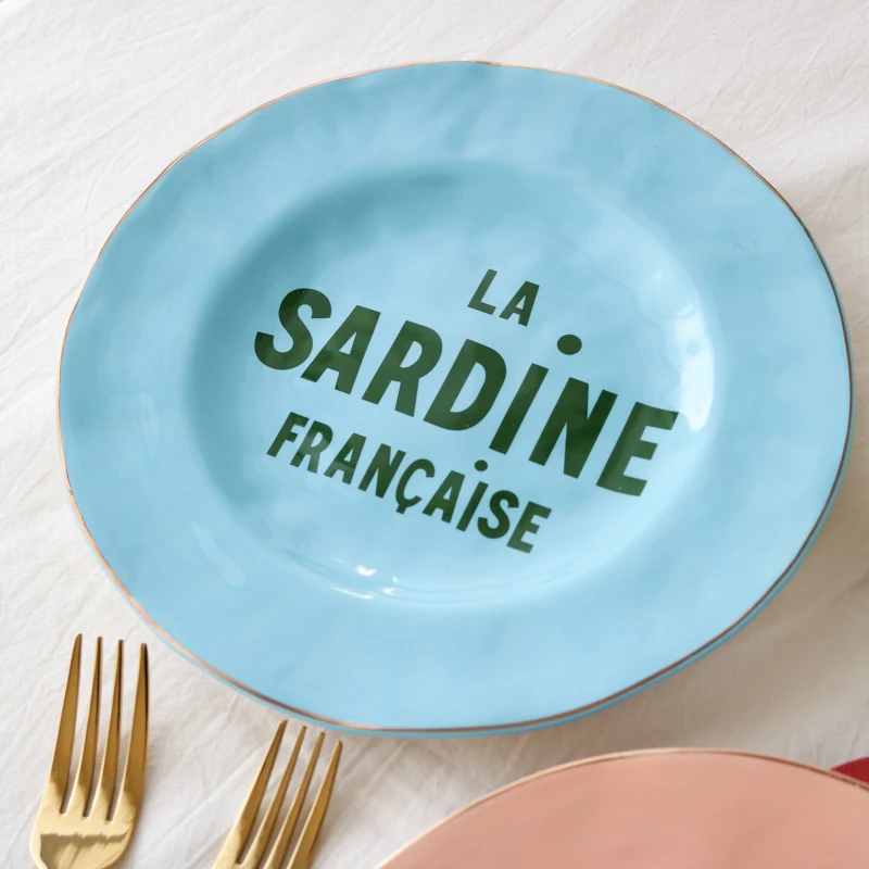 Ceramic Tableware Color Retro Popular Fashion Brand Plates English Hand Pinched Irregular Gold-plated Art Plates
