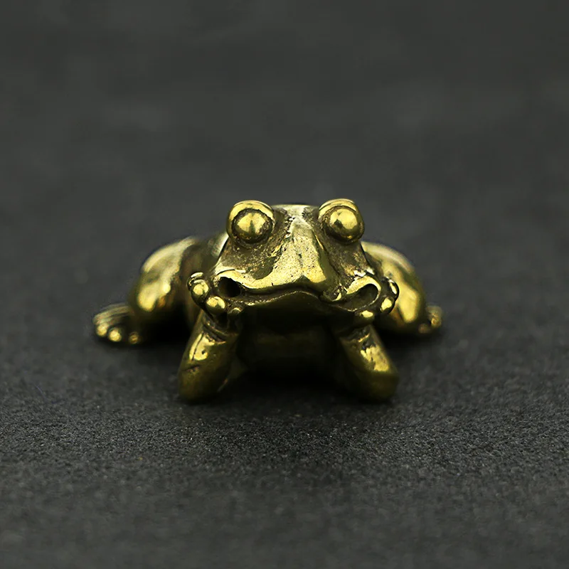 Creative Antique Copperware Brass Frog For Home Decoration Office Desk Figurines Tea Pet Retro Ornaments Metal Crafts Miniatures