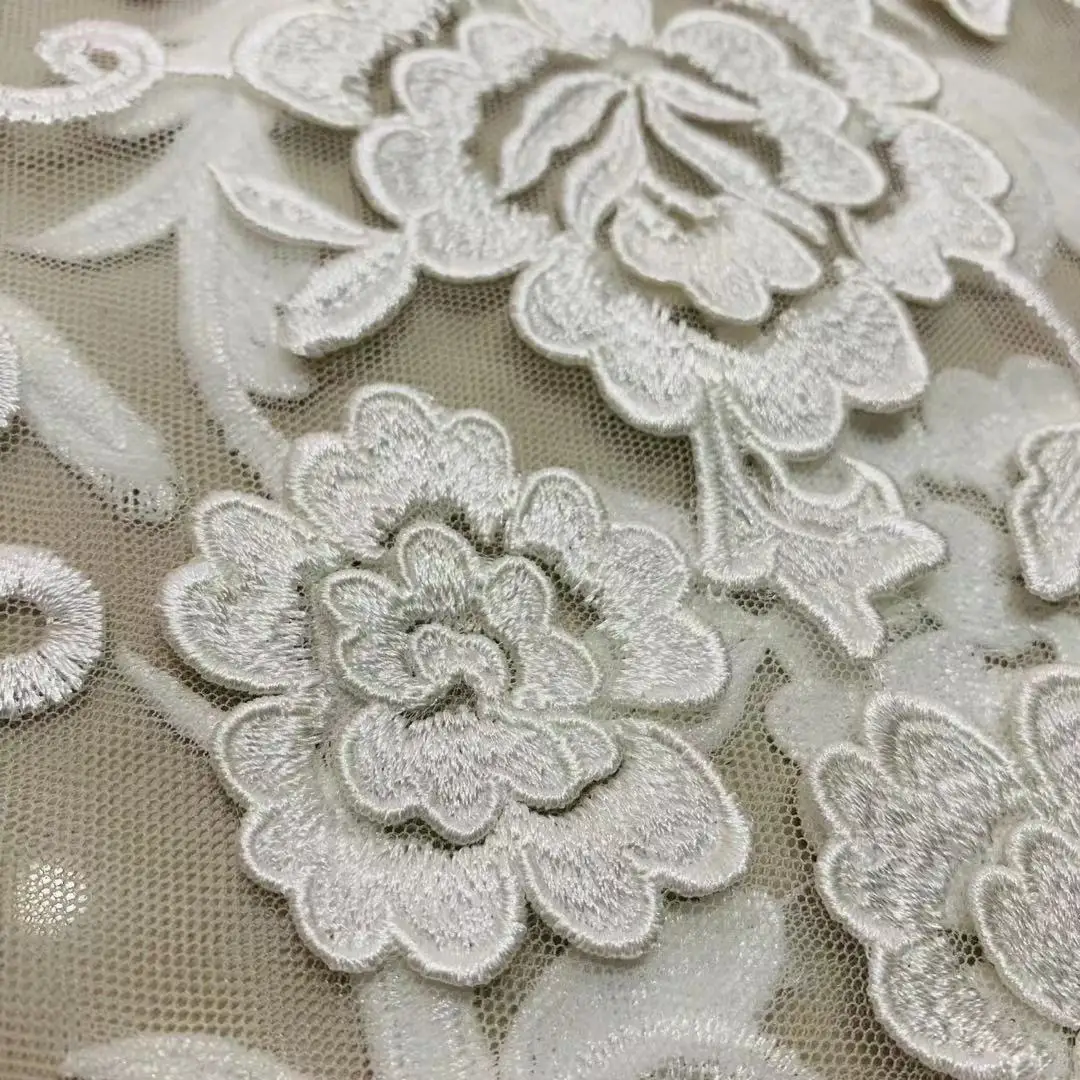 White heavy industry full three-dimensional mesh lace cloth high-definition wedding dress cheongsam embroidered fabric