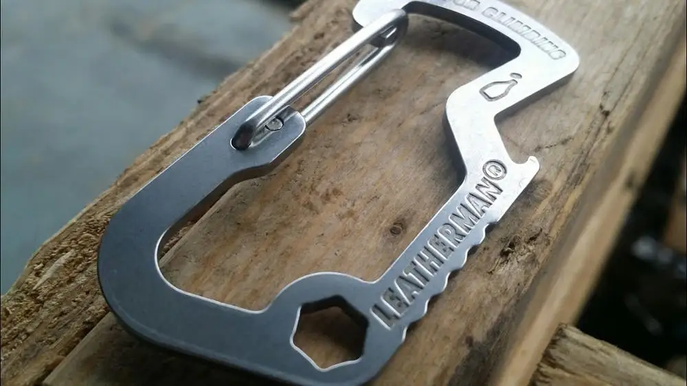 LEATHERMAN-CARABINER ACCESSORY